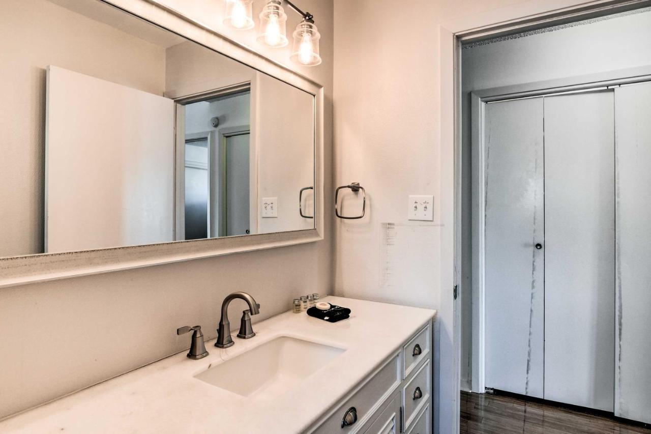Sea Isle Galveston Getaway Less Than 1 Mile To Beach! Exterior photo